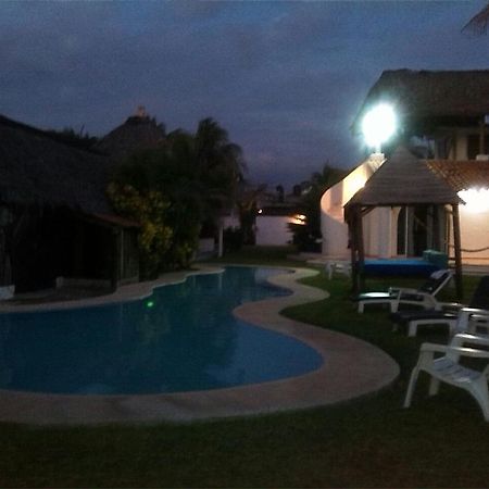 Cabanas Pie De La Cuesta Hotell Coyuca Exteriör bild
