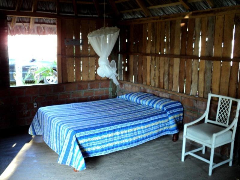 Cabanas Pie De La Cuesta Hotell Coyuca Rum bild