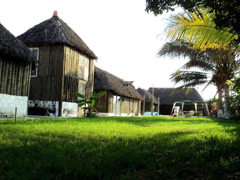 Cabanas Pie De La Cuesta Hotell Coyuca Exteriör bild
