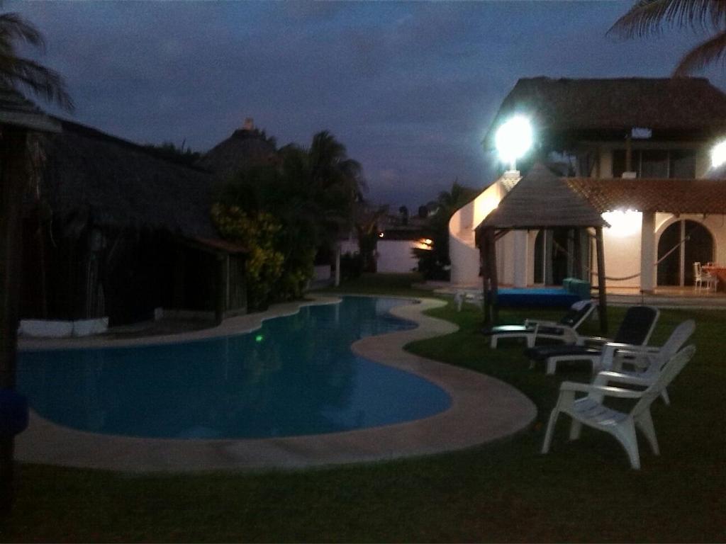 Cabanas Pie De La Cuesta Hotell Coyuca Exteriör bild